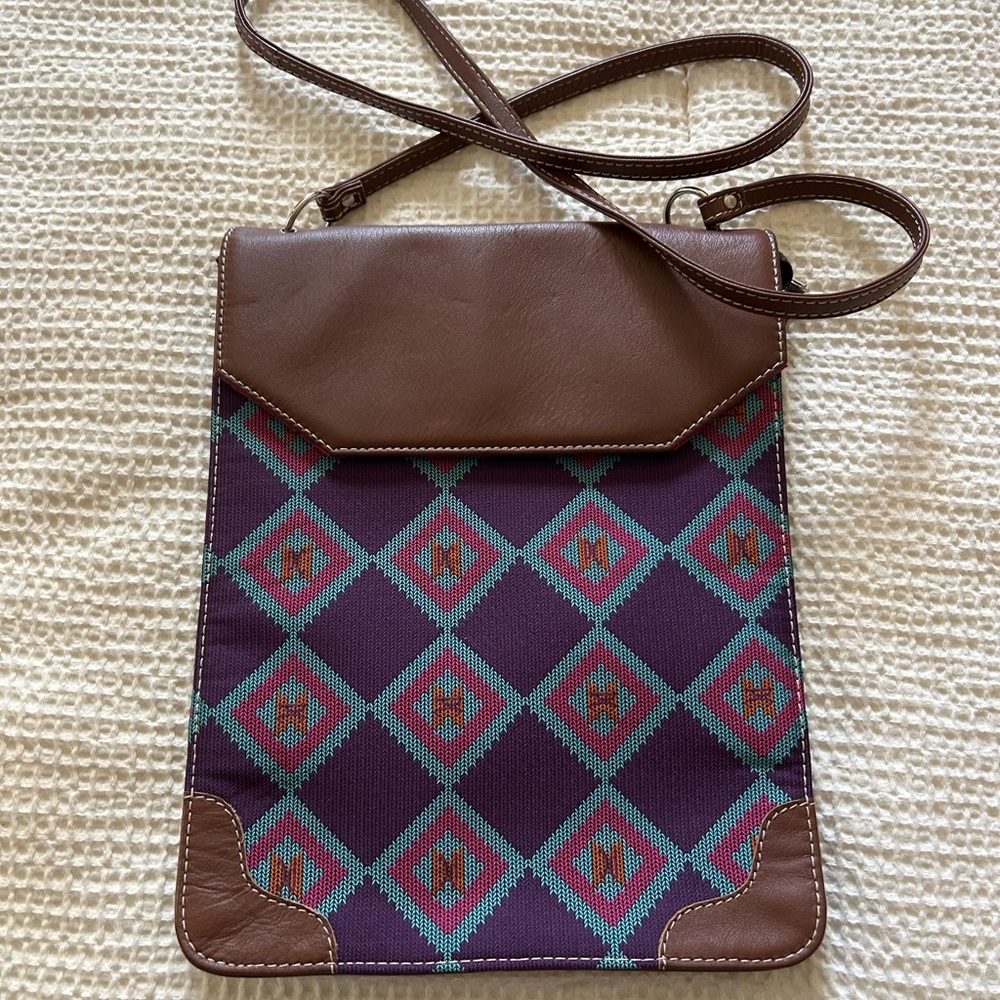 Pineda Covalin Geometric Pattern Crossbody Bag